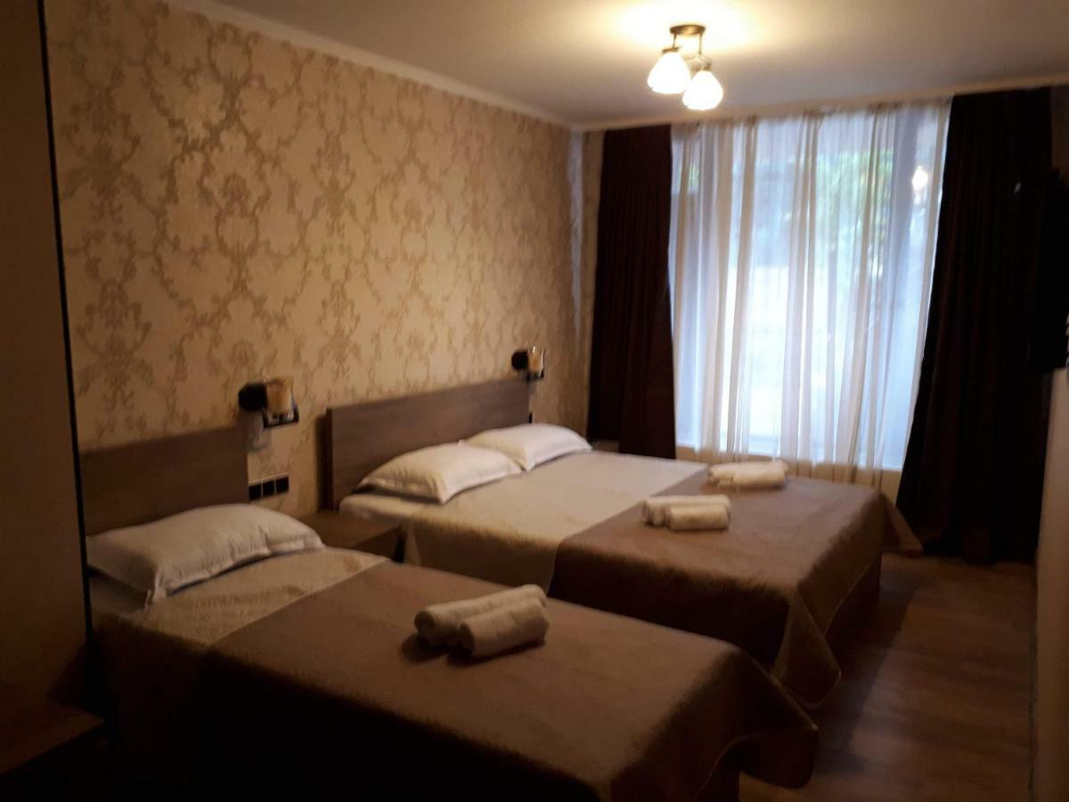 Hotel House Lia à Bordjomi Extérieur photo