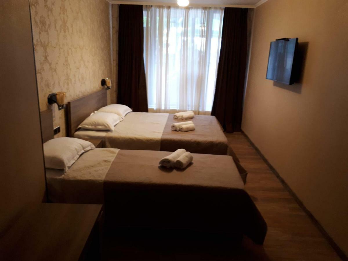 Hotel House Lia à Bordjomi Extérieur photo